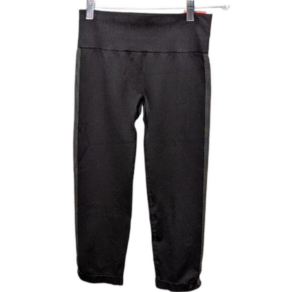 CHAMPION Powerflex Tight Fit High Waist Seamless Capris Black and White Medium - Picture 10 of 14